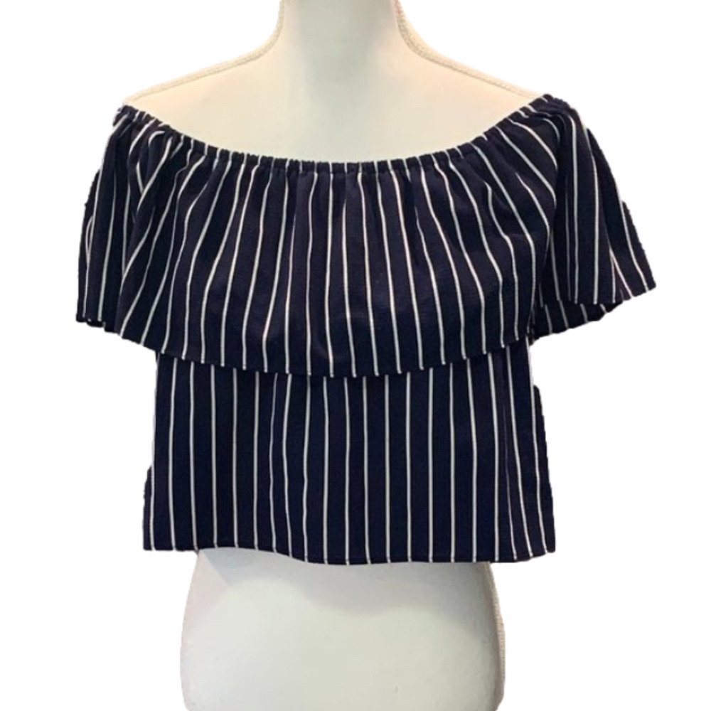 🔥🔥SALE🔥🔥FOREVER 21 Blue & White Striped Off The Shoulder Cropped Top